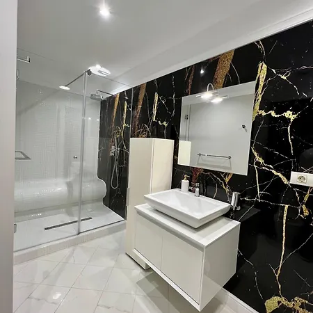 Clb Sea View Apartment Constanta